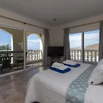 Catherine Costa Adeje (Tenerife)