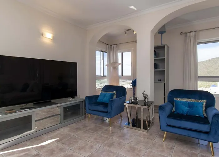 Catherine Адехе