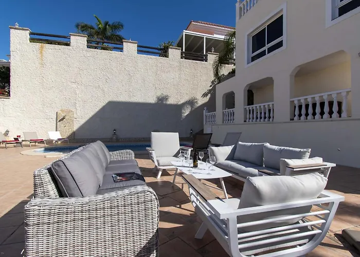 Catherine Costa Adeje (Tenerife)